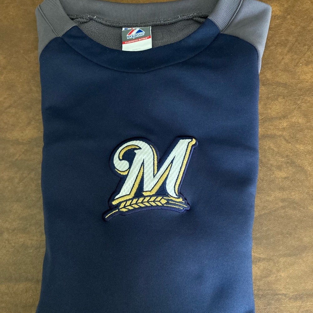 Milwaukee Brewers pullover